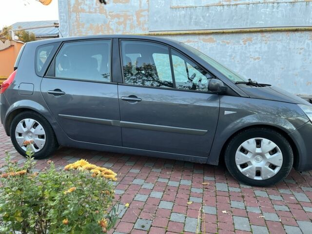 Серый Рено Сценик II, объемом двигателя 2 л и пробегом 237 тыс. км за 5200 $, фото 1 на Automoto.ua