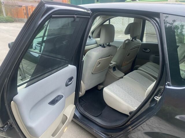 Сірий Рено Сценік II, об'ємом двигуна 1.6 л та пробігом 224 тис. км за 5700 $, фото 3 на Automoto.ua