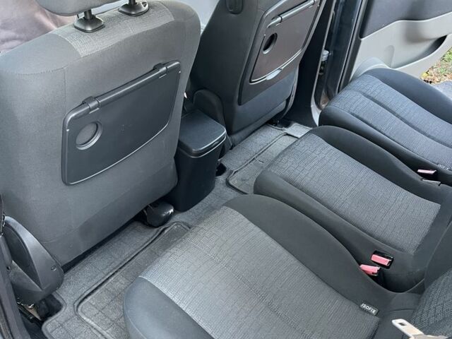 Серый Рено Сценик II, объемом двигателя 2 л и пробегом 237 тыс. км за 5200 $, фото 14 на Automoto.ua