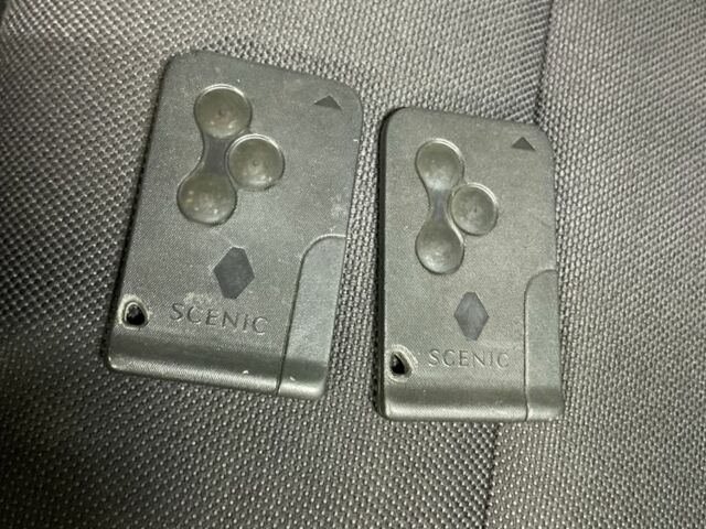 Серый Рено Сценик II, объемом двигателя 1.6 л и пробегом 162 тыс. км за 5750 $, фото 18 на Automoto.ua