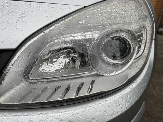 Серый Рено Сценик II, объемом двигателя 1.6 л и пробегом 187 тыс. км за 5499 $, фото 9 на Automoto.ua