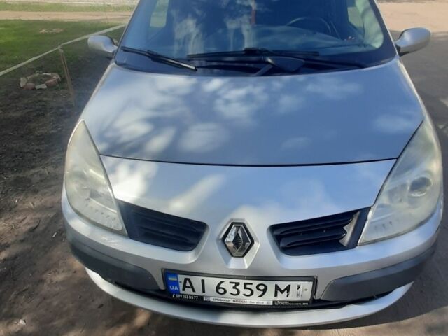 Серый Рено Сценик II, объемом двигателя 1.6 л и пробегом 219 тыс. км за 5100 $, фото 2 на Automoto.ua