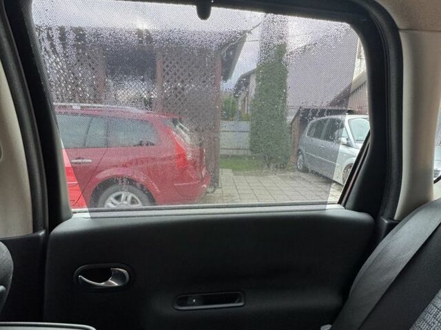 Серый Рено Сценик II, объемом двигателя 1.6 л и пробегом 189 тыс. км за 4999 $, фото 16 на Automoto.ua