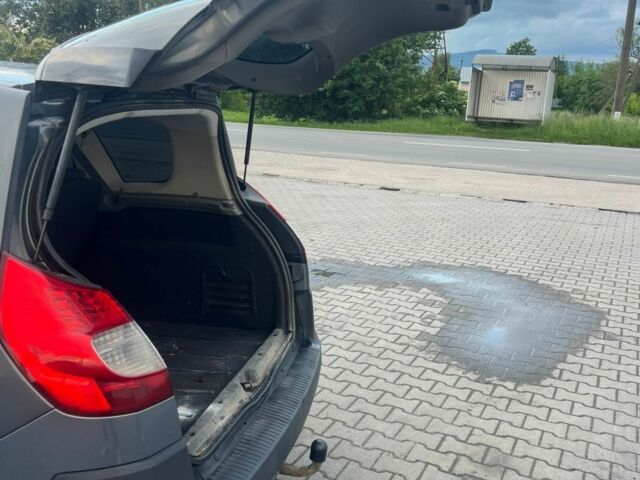 Сірий Рено Сценік II, об'ємом двигуна 1.5 л та пробігом 300 тис. км за 4450 $, фото 16 на Automoto.ua