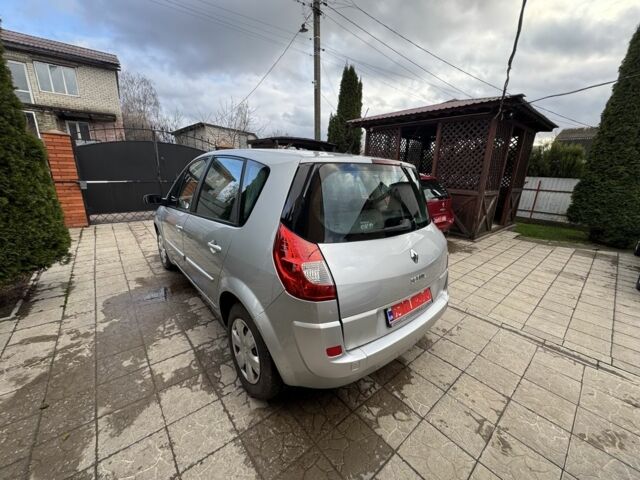 Серый Рено Сценик II, объемом двигателя 1.6 л и пробегом 189 тыс. км за 4999 $, фото 1 на Automoto.ua