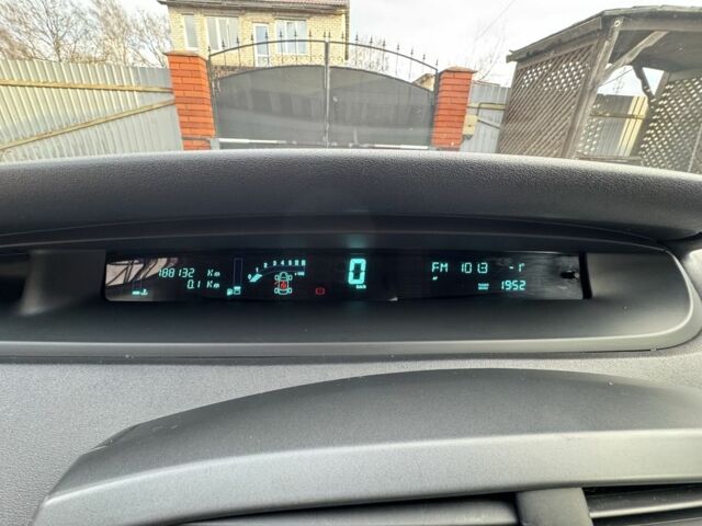 Серый Рено Сценик II, объемом двигателя 1.6 л и пробегом 189 тыс. км за 4999 $, фото 9 на Automoto.ua