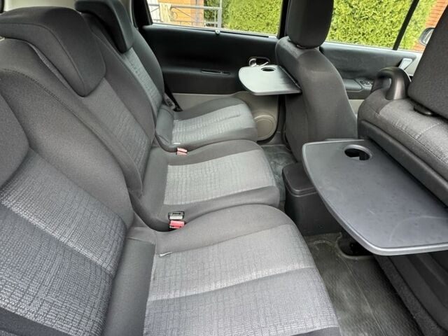 Серый Рено Сценик II, объемом двигателя 1.6 л и пробегом 189 тыс. км за 4999 $, фото 5 на Automoto.ua