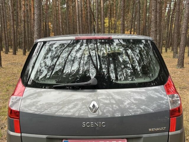 Серый Рено Сценик II, объемом двигателя 1.6 л и пробегом 181 тыс. км за 5250 $, фото 5 на Automoto.ua