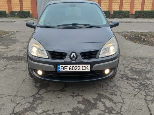 Серый Рено Сценик II, объемом двигателя 1.6 л и пробегом 150 тыс. км за 4500 $, фото 1 на Automoto.ua