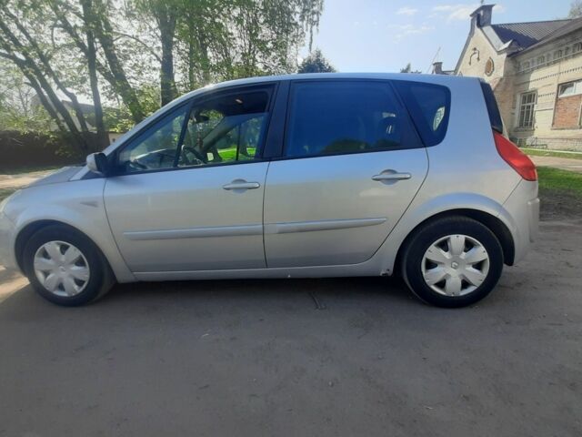 Серый Рено Сценик II, объемом двигателя 1.6 л и пробегом 219 тыс. км за 5100 $, фото 7 на Automoto.ua