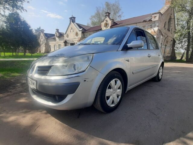 Серый Рено Сценик II, объемом двигателя 1.6 л и пробегом 219 тыс. км за 5100 $, фото 1 на Automoto.ua