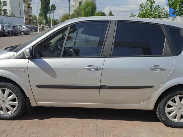 Сірий Рено Сценік II, об'ємом двигуна 1.5 л та пробігом 207 тис. км за 5200 $, фото 6 на Automoto.ua