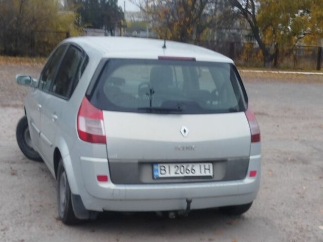 Серый Рено Сценик II, объемом двигателя 1.6 л и пробегом 260 тыс. км за 2400 $, фото 3 на Automoto.ua