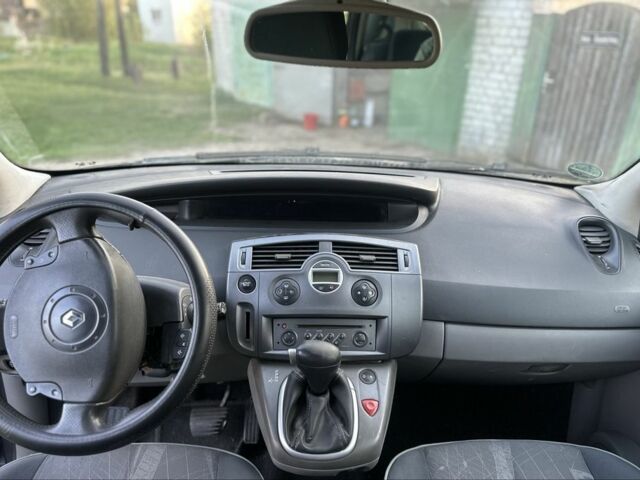 Синий Рено Сценик II, объемом двигателя 2 л и пробегом 250 тыс. км за 4300 $, фото 5 на Automoto.ua