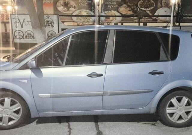 Синій Рено Сценік II, об'ємом двигуна 1.6 л та пробігом 250 тис. км за 4600 $, фото 5 на Automoto.ua