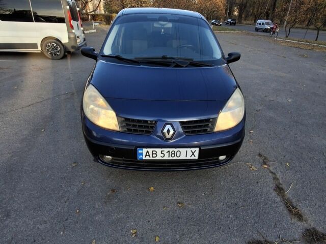 Синій Рено Сценік II, об'ємом двигуна 1.6 л та пробігом 238 тис. км за 3700 $, фото 4 на Automoto.ua