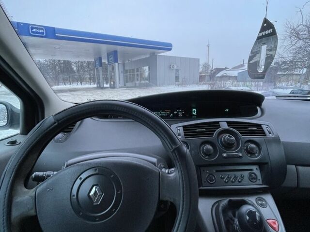 Синій Рено Сценік II, об'ємом двигуна 1.9 л та пробігом 294 тис. км за 2450 $, фото 6 на Automoto.ua