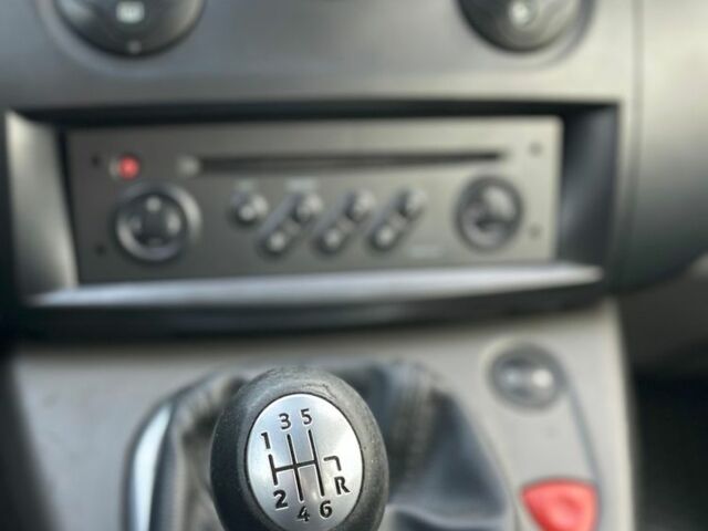 Синій Рено Сценік II, об'ємом двигуна 1.9 л та пробігом 220 тис. км за 2300 $, фото 12 на Automoto.ua