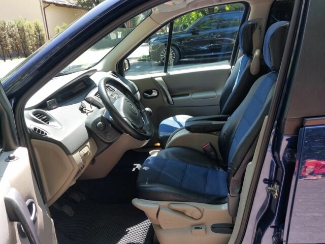 Синий Рено Сценик II, объемом двигателя 1.6 л и пробегом 157 тыс. км за 4700 $, фото 2 на Automoto.ua