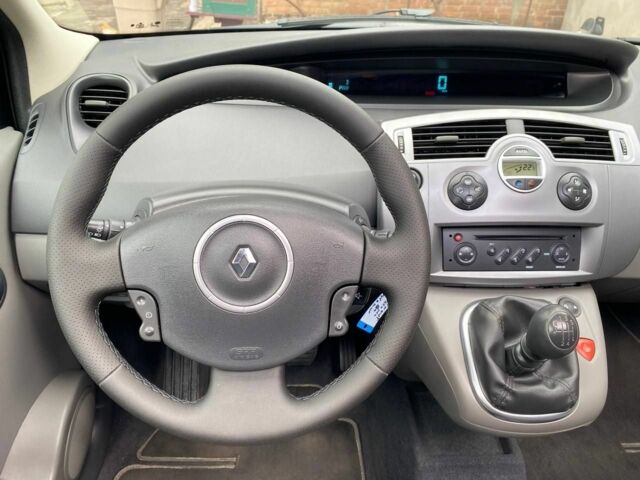 Синий Рено Сценик II, объемом двигателя 1.6 л и пробегом 210 тыс. км за 5690 $, фото 12 на Automoto.ua