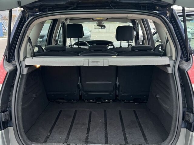 Синій Рено Сценік II, об'ємом двигуна 1.9 л та пробігом 226 тис. км за 2900 $, фото 2 на Automoto.ua