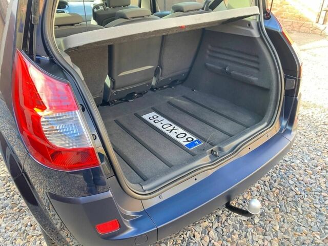 Синий Рено Сценик II, объемом двигателя 1.6 л и пробегом 210 тыс. км за 5690 $, фото 16 на Automoto.ua