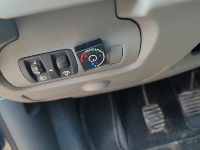 Синий Рено Сценик II, объемом двигателя 0 л и пробегом 208 тыс. км за 2900 $, фото 6 на Automoto.ua