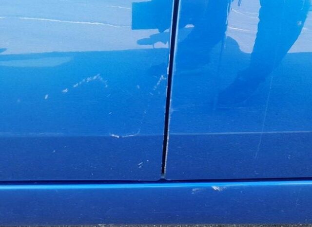 Рено Сценік II 2005 у Буче на Automoto.ua Синій Рено Сценік II, об'ємом двигуна 2 л та пробігом 262 тис. км за 4800 $, фото 7 на Automoto.ua