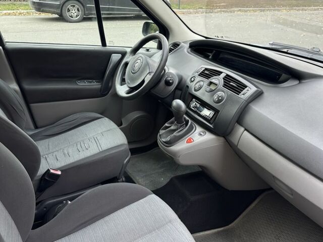 Синий Рено Сценик II, объемом двигателя 0 л и пробегом 246 тыс. км за 4000 $, фото 7 на Automoto.ua