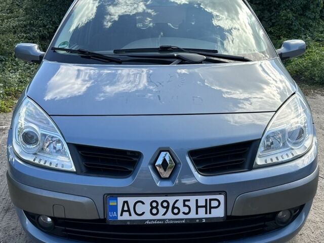 Синий Рено Сценик II, объемом двигателя 1.6 л и пробегом 152 тыс. км за 5100 $, фото 5 на Automoto.ua
