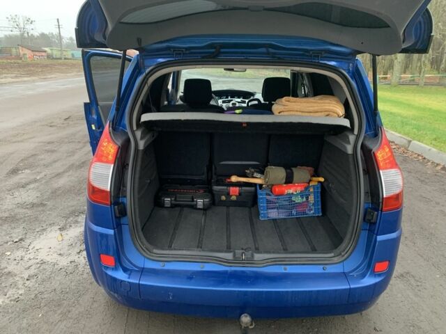 Синій Рено Сценік II, об'ємом двигуна 1.6 л та пробігом 250 тис. км за 4900 $, фото 7 на Automoto.ua