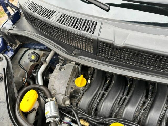 Синій Рено Сценік II, об'ємом двигуна 1.6 л та пробігом 220 тис. км за 5850 $, фото 17 на Automoto.ua