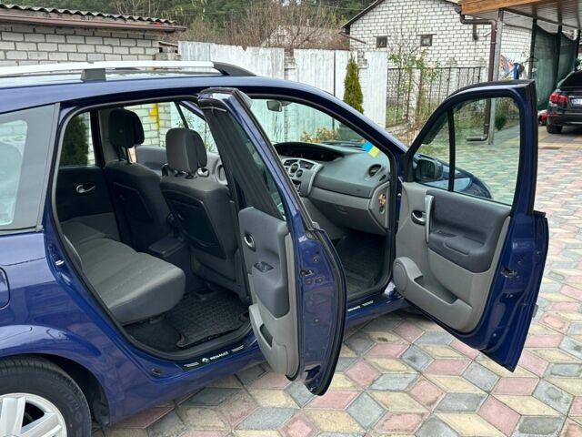 Синій Рено Сценік II, об'ємом двигуна 1.6 л та пробігом 220 тис. км за 5850 $, фото 16 на Automoto.ua