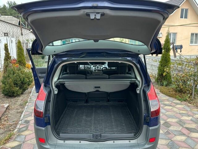 Синій Рено Сценік II, об'ємом двигуна 1.6 л та пробігом 220 тис. км за 5850 $, фото 15 на Automoto.ua