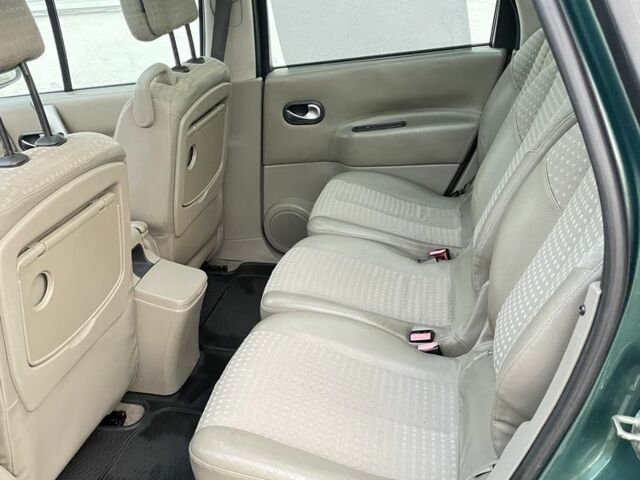 Зеленый Рено Сценик II, объемом двигателя 1.9 л и пробегом 317 тыс. км за 3200 $, фото 5 на Automoto.ua