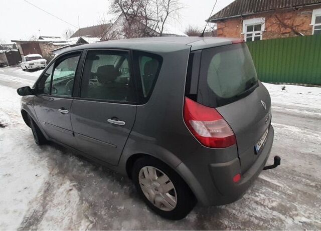 Рено Сценик II 2003 в Жмеренке на Automoto.ua Зеленый Рено Сценик II, объемом двигателя 2 л и пробегом 258 тыс. км за 4459 $, фото 6 на Automoto.ua