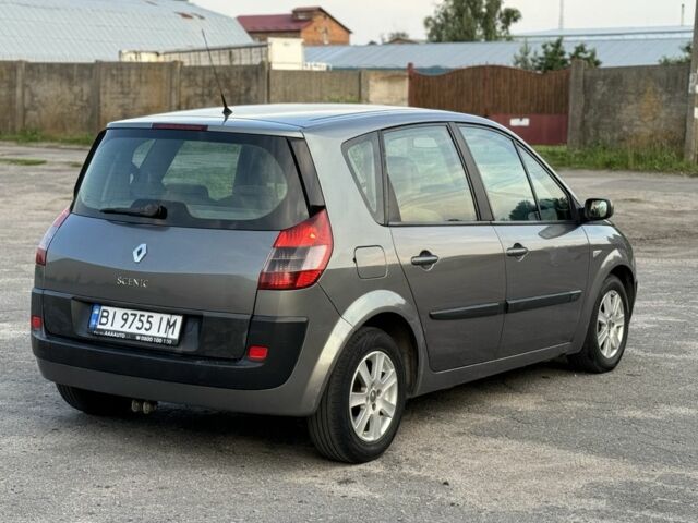 Зелений Рено Сценік II, об'ємом двигуна 1.5 л та пробігом 300 тис. км за 3599 $, фото 2 на Automoto.ua