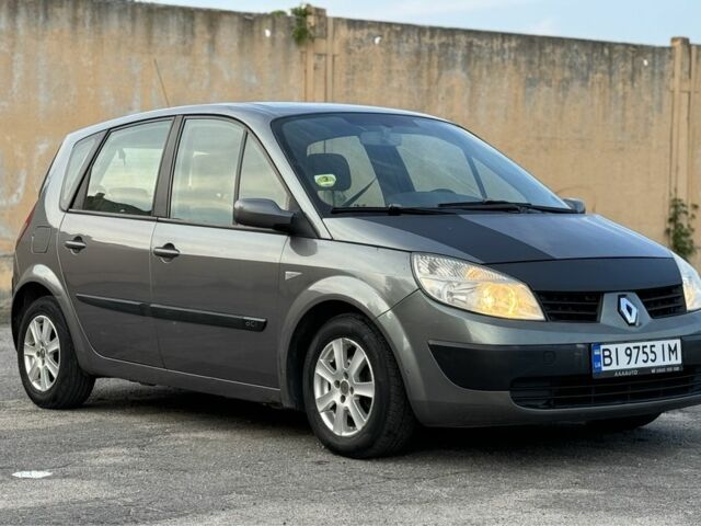 Зелений Рено Сценік II, об'ємом двигуна 1.5 л та пробігом 300 тис. км за 3599 $, фото 1 на Automoto.ua