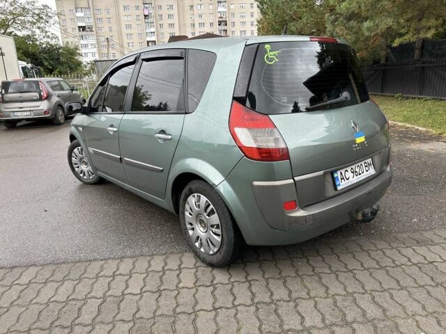 Рено Сценик II 2006 в Луцке на Automoto.ua Зеленый Рено Сценик II, объемом двигателя 1.5 л и пробегом 380 тыс. км за 4000 $, фото 1 на Automoto.ua