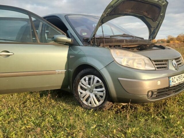 Зеленый Рено Сценик II, объемом двигателя 2 л и пробегом 258 тыс. км за 4800 $, фото 3 на Automoto.ua