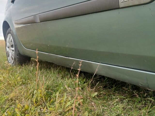 Зеленый Рено Сценик II, объемом двигателя 2 л и пробегом 258 тыс. км за 4800 $, фото 11 на Automoto.ua