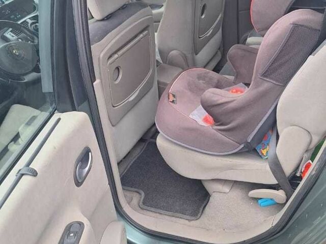 Зеленый Рено Сценик II, объемом двигателя 1.6 л и пробегом 260 тыс. км за 5000 $, фото 2 на Automoto.ua