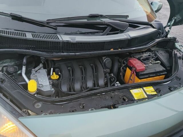 Зеленый Рено Сценик II, объемом двигателя 0 л и пробегом 190 тыс. км за 4700 $, фото 1 на Automoto.ua