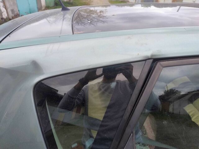 Рено Сценик II 2006 в Бурштыне на Automoto.ua Зеленый Рено Сценик II, объемом двигателя 1.6 л и пробегом 199 тыс. км за 2500 $, фото 4 на Automoto.ua