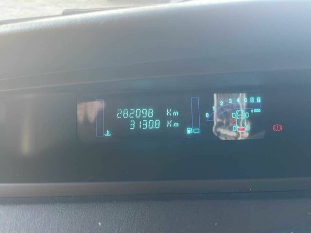 Зелений Рено Сценік II, об'ємом двигуна 2 л та пробігом 282 тис. км за 4000 $, фото 10 на Automoto.ua