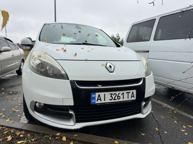 Белый Рено Сценик III, объемом двигателя 1.5 л и пробегом 295 тыс. км за 5750 $, фото 1 на Automoto.ua