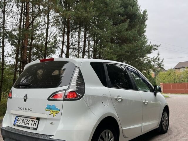 Белый Рено Сценик III, объемом двигателя 1.5 л и пробегом 289 тыс. км за 6300 $, фото 4 на Automoto.ua