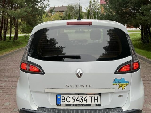 Белый Рено Сценик III, объемом двигателя 1.5 л и пробегом 289 тыс. км за 6300 $, фото 3 на Automoto.ua