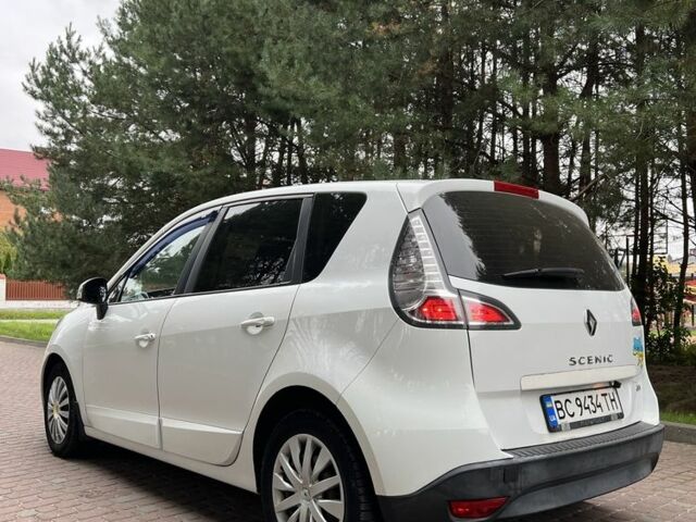 Белый Рено Сценик III, объемом двигателя 1.5 л и пробегом 289 тыс. км за 6300 $, фото 2 на Automoto.ua