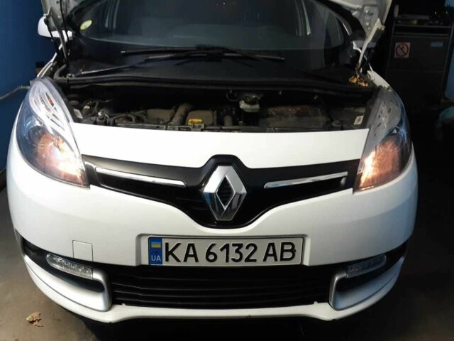 Белый Рено Сценик III, объемом двигателя 1.5 л и пробегом 180 тыс. км за 8500 $, фото 9 на Automoto.ua